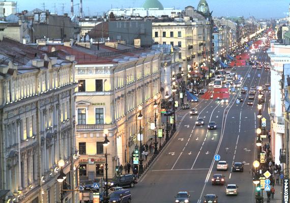 Самая дорогая комната Петербурга сдается за 37 тыс. рублей, самая дешевая за 6 тыс. рублей в месяц
