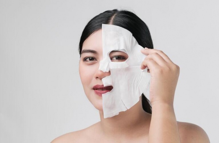 Как использовать тканевые маски для увлажнения лица после трудного ремонта